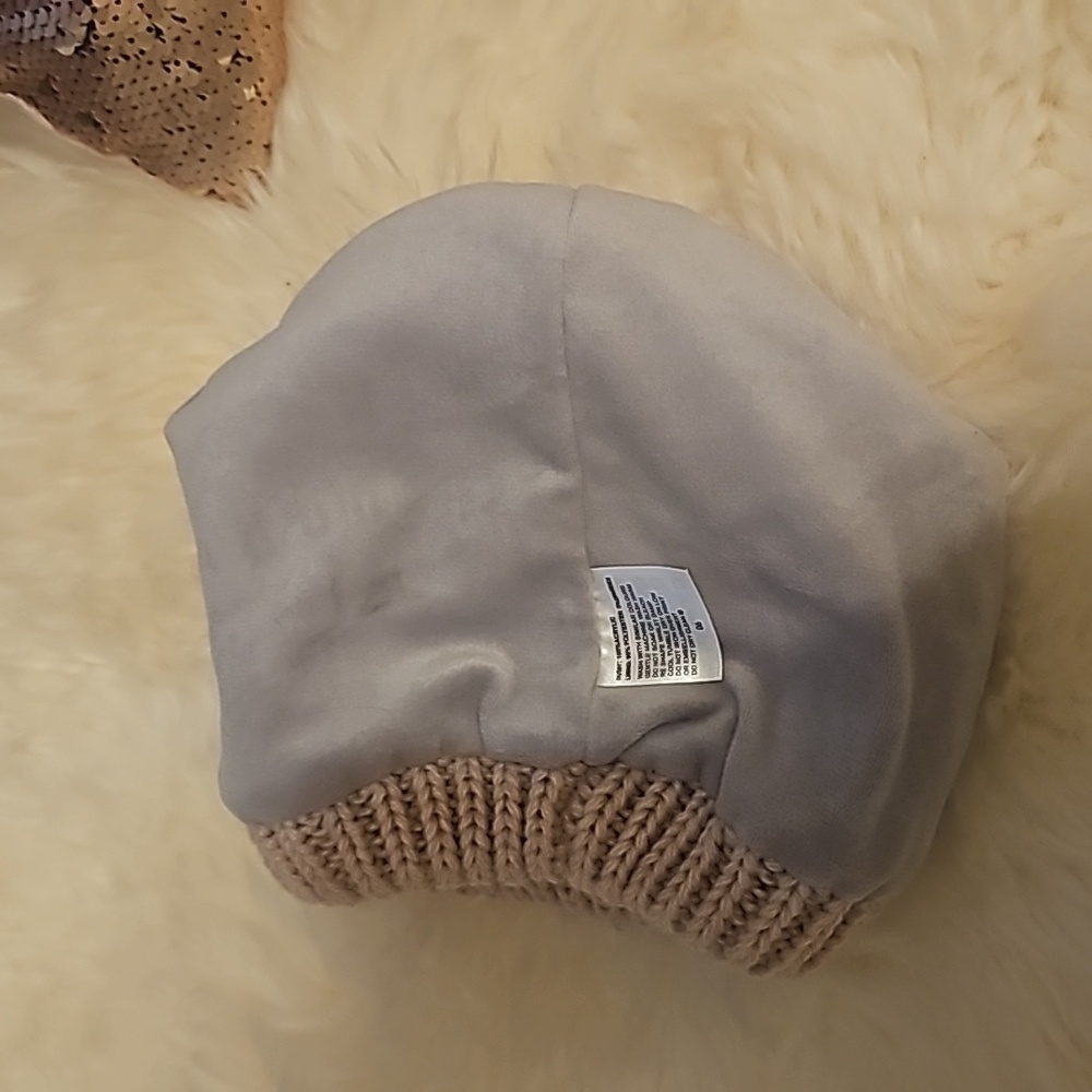 Wool hat 👒 - Picture 6 of 14